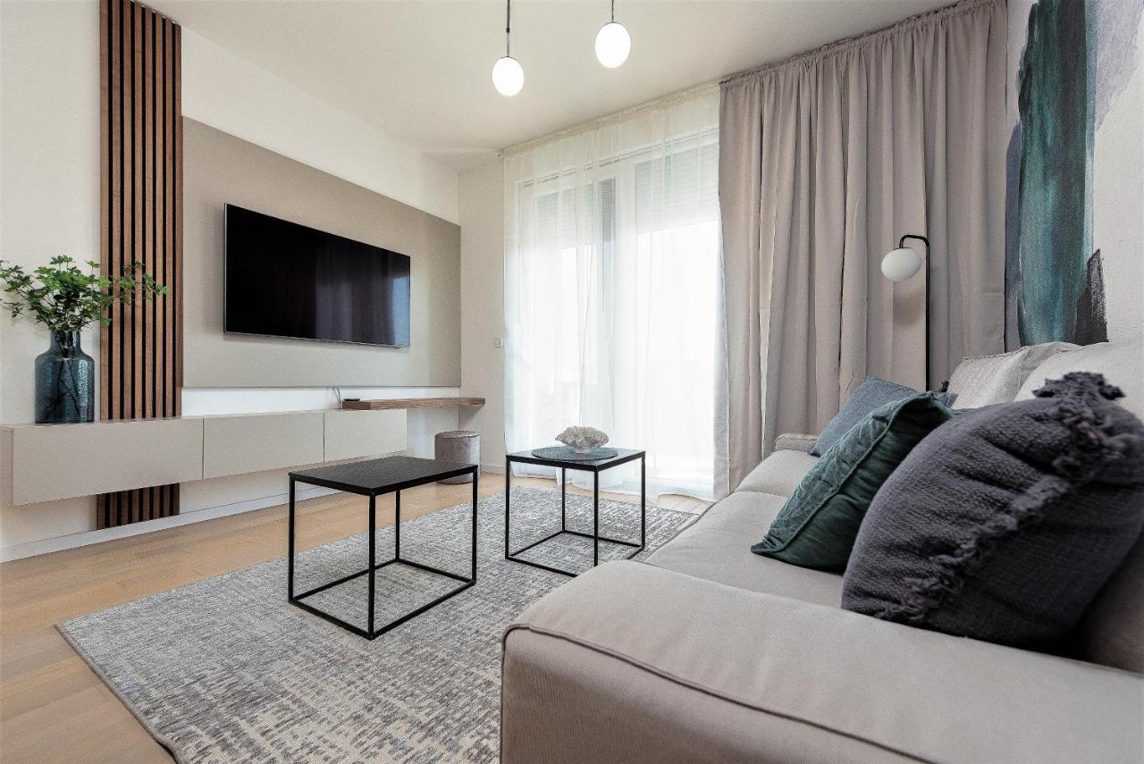 Lux 2 - With Garage And Balcony Apartament *